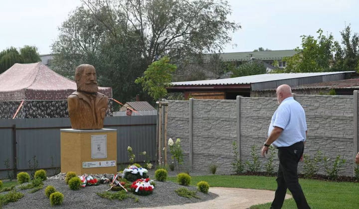 Zobraziť fotografiu