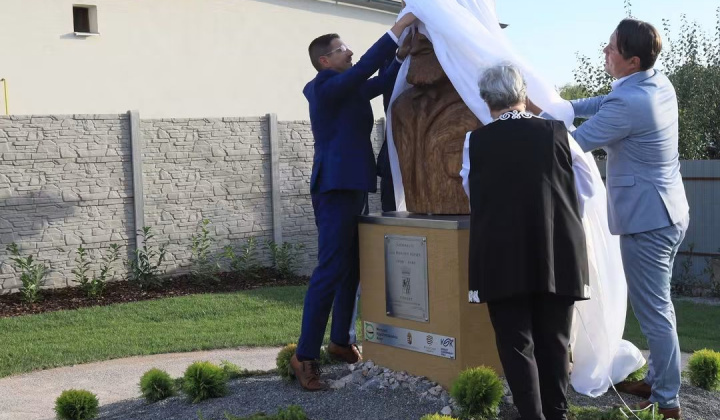 Zobraziť fotografiu