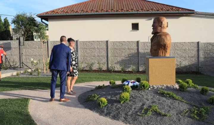 Zobraziť fotografiu