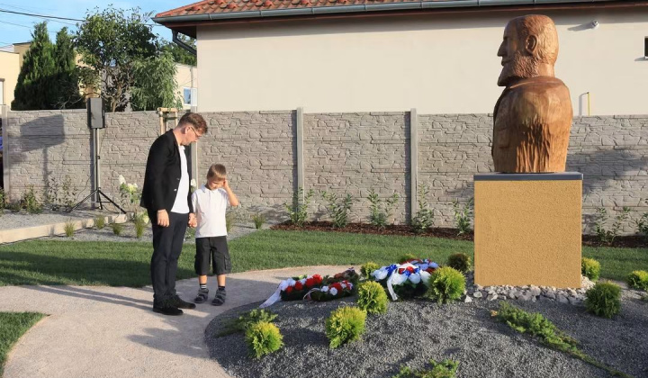 Zobraziť fotografiu